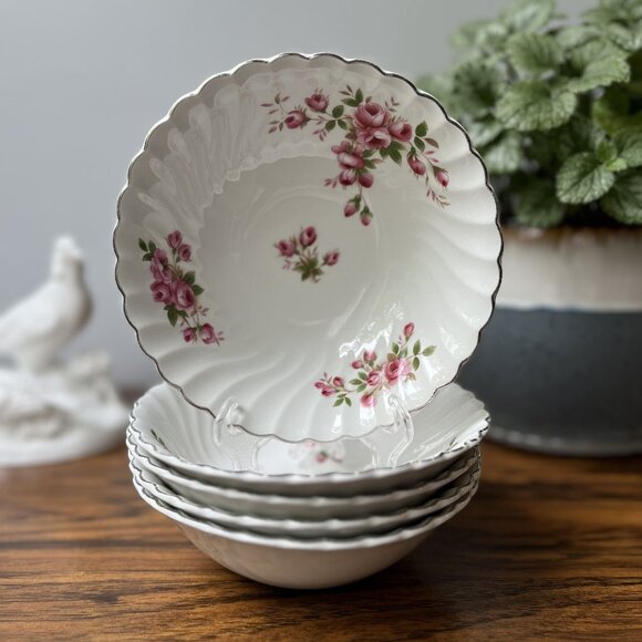 Johnson Brothers Shape Regency Pink Roses Ironstone 5 Cereal Bowls 6" England - Picture 1 of 10